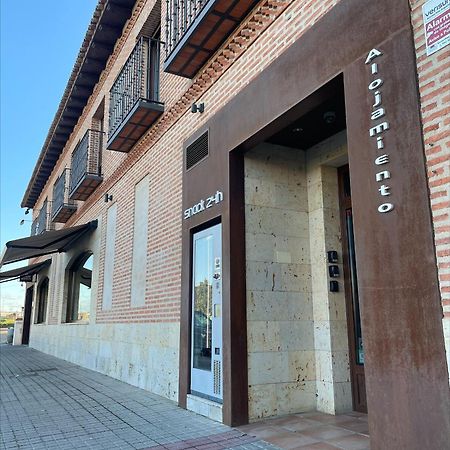 鲁埃达 Casa Lola酒店 外观 照片